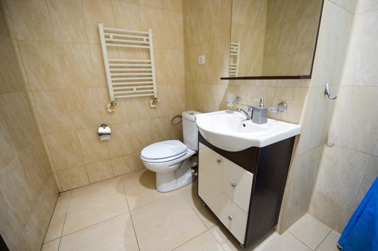 Summerland Relax Apartments Mamaia Exterior photo